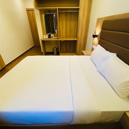 Hotel Plaza Heights By Rak Rooms, Mangaluru Eksteriør billede