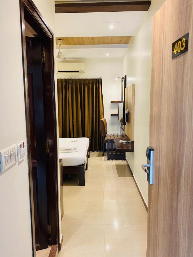 Hotel Plaza Heights By Rak Rooms, Mangaluru Eksteriør billede