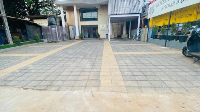 Hotel Plaza Heights By Rak Rooms, Mangaluru Eksteriør billede